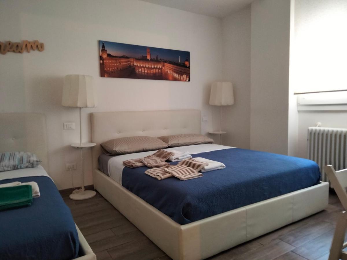 Appartement Casavacanzacentrale Privato à Bologne Extérieur photo